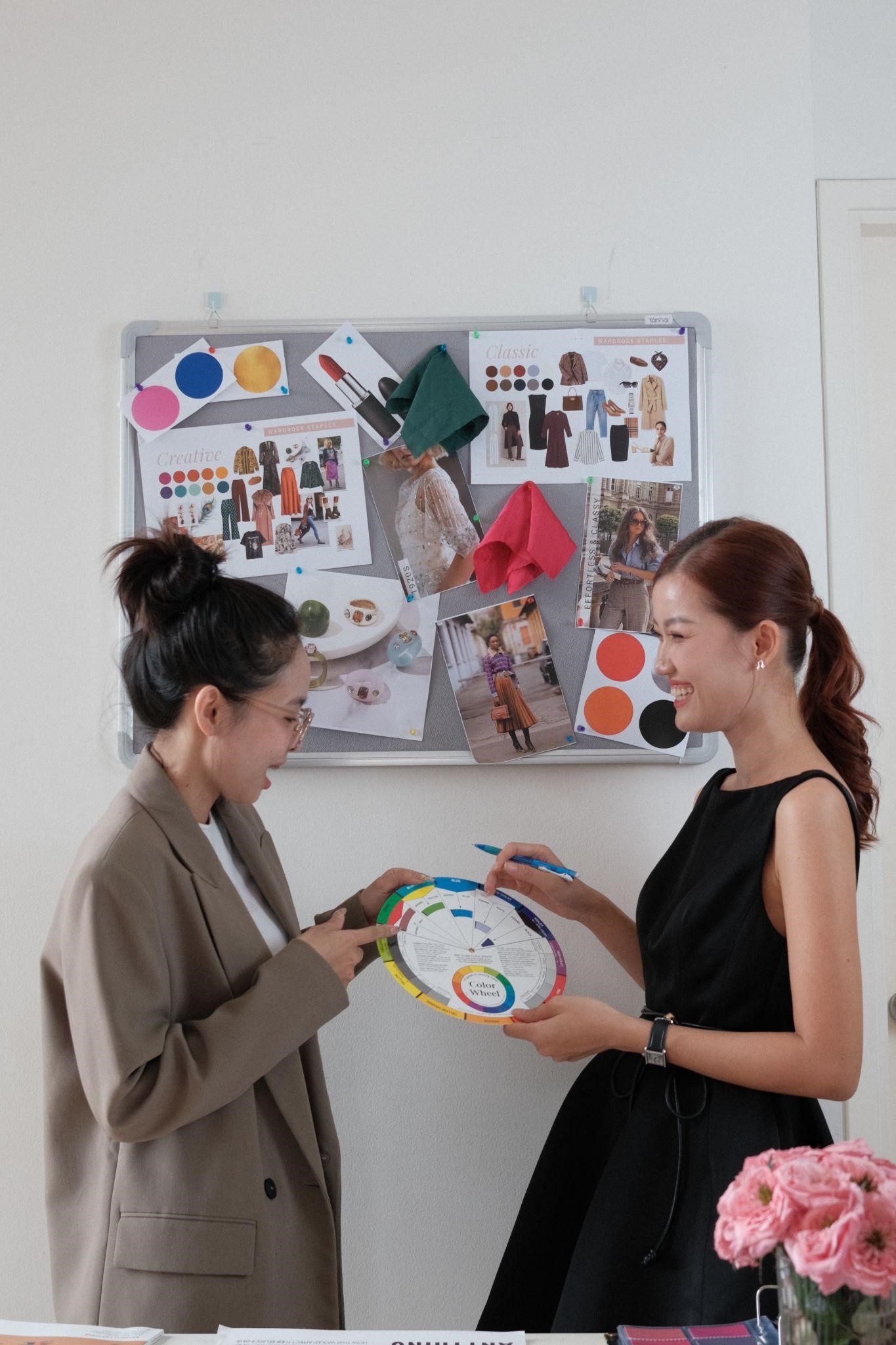 personal-style-coaching-giup-ban-tu-tin-toa-sang-ma-khong-can-thay-toan-bo-tu-do3