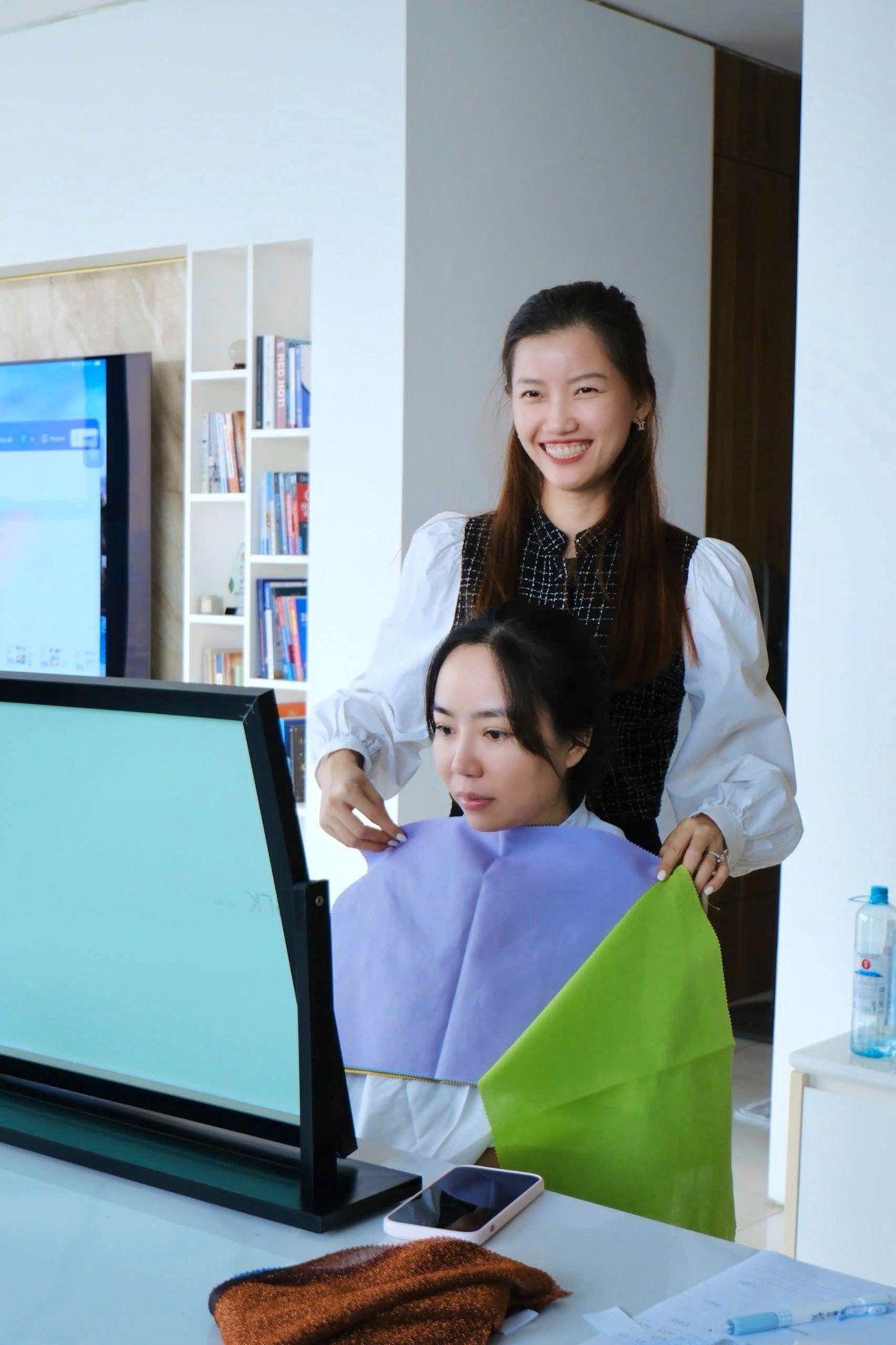 Sai lầm khi chọn màu quần áo theo cảm tính