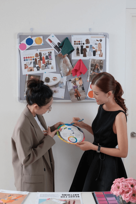 Thay đổi diện mạo nhờ dịch vụ tư vấn màu sắc cá nhân ngay hôm nay