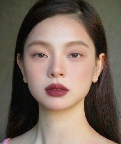 xu-huong-2026-test-color-de-tim-layout-makeup-hop-nhat-voi-ban-4